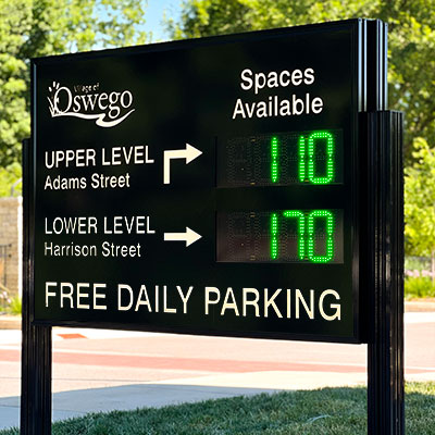 Free Daily Parking sign image